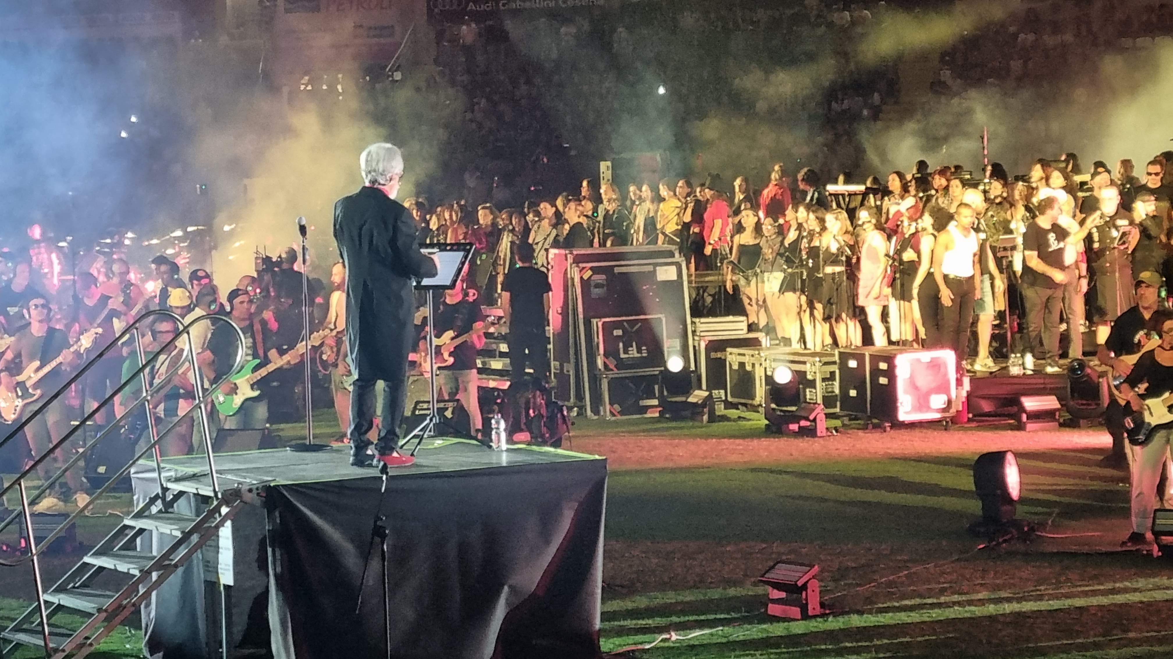 Musica live/I Negramaro a Cesena sulla carneficina a Gaza: «Non abbiate paura di dire che quando muore un bambino è un umanicidio»