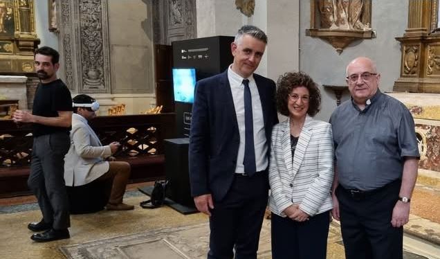 L’arte riscoperta/Ferrara, Chiesa di S. Paolo. Nel visore 3D, dopo 4 secoli, ricompaiono
gli affreschi occultati dietro una parete